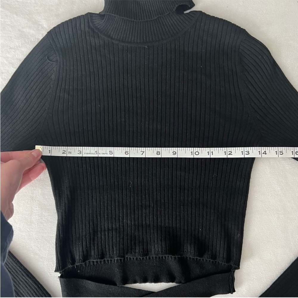 It's Our Time | Ribbed Turtleneck - Picture 5 of 8